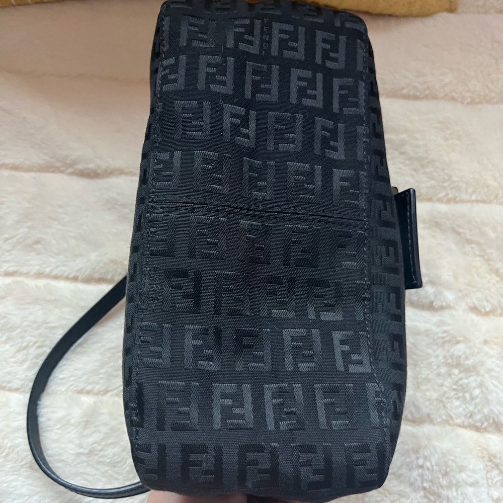 Fendi Shoulder Bag with Black/Silver Buckle. Make me an offer!:-) - Picture 4 of 10
